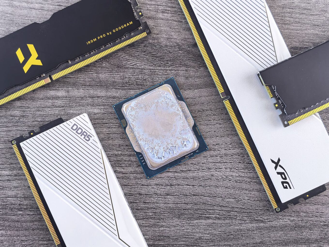 RAM Modüllerinde Tek Taraflı ve Çift Taraflı Yapı Arasındaki Fark
